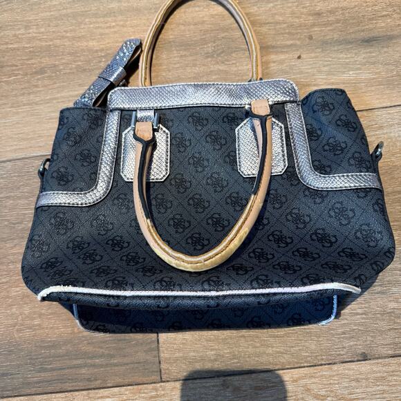 Guess Los Angeles Handbag Black/Sliver Purse  Designer Logo Bag - Picture 6 of 10